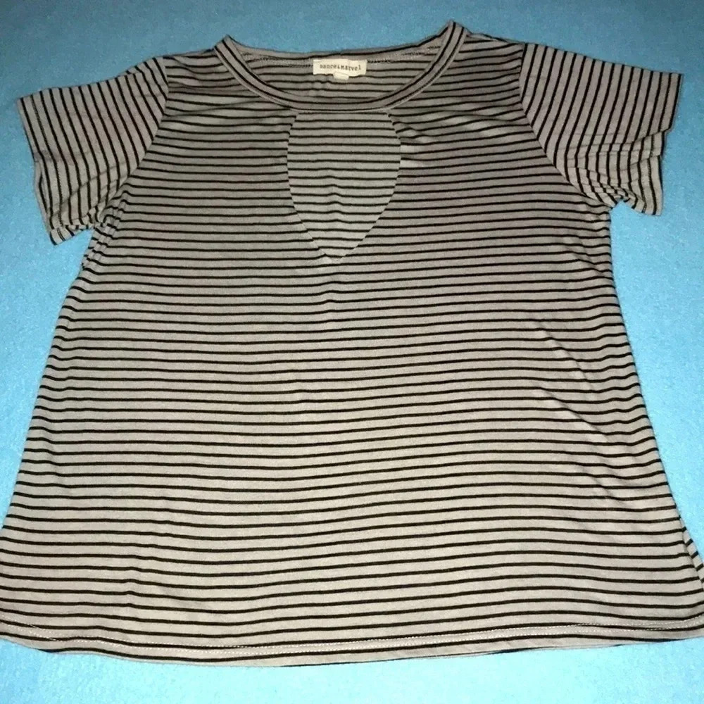 DANCE & MARVEL cutout chest striped top slinky short sleeve stretchy NEW size S
